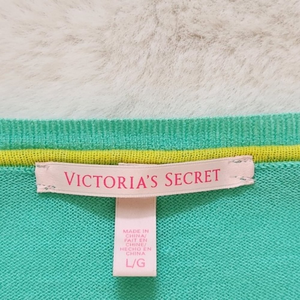 Victoria's Secret Mint Green Long Sleeve Pullover Sweatshirt Size Large - Picture 3 of 10